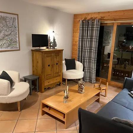 3 Pieces Skis Aux Pieds Apartment